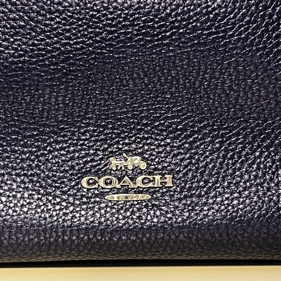 Coach Crossbody Mia. - Picture 2 of 6